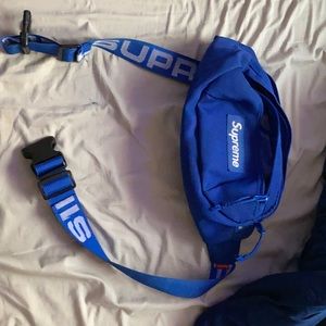 ss18 supreme waist bag (Royal)